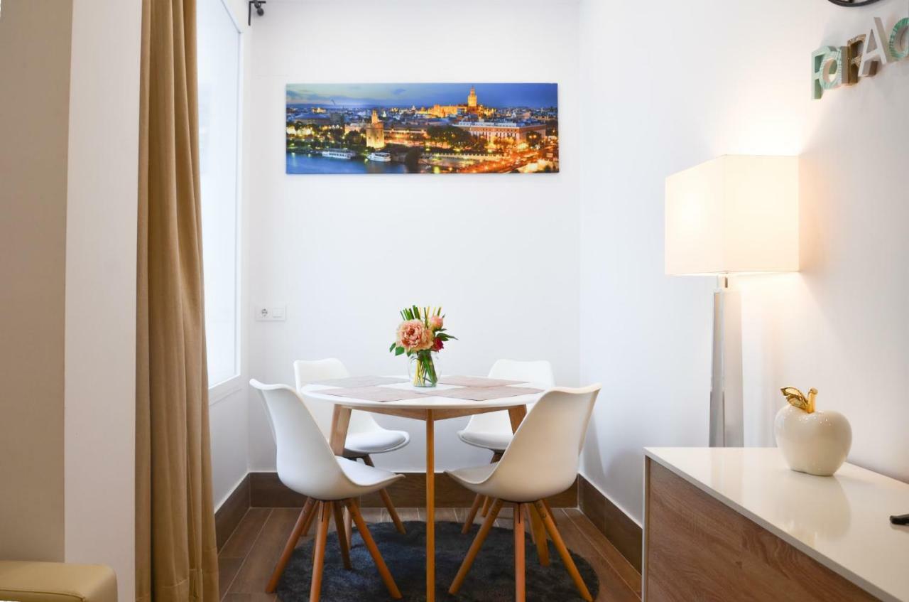 Apartamento San Jacinto III Sevilla Buitenkant foto