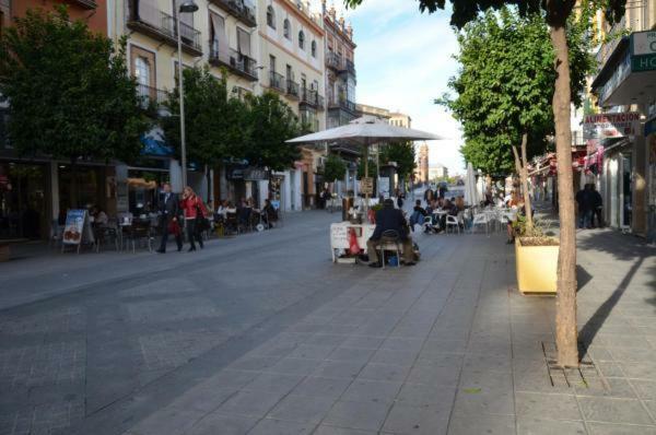 Apartamento San Jacinto III Sevilla Buitenkant foto